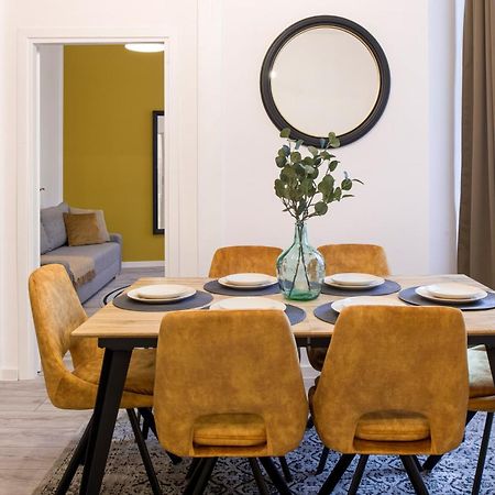 Wawelove Pilsudskiego - 3 Bedroom Apt. With Balcony And Free Parking! Krakow Luaran gambar