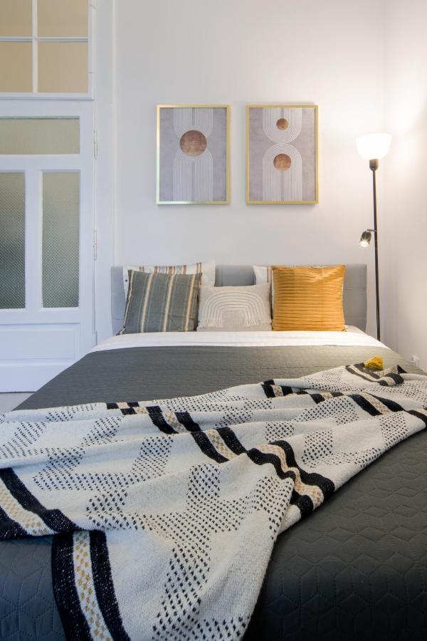 Wawelove Pilsudskiego - 3 Bedroom Apt. With Balcony And Free Parking! Krakow Luaran gambar