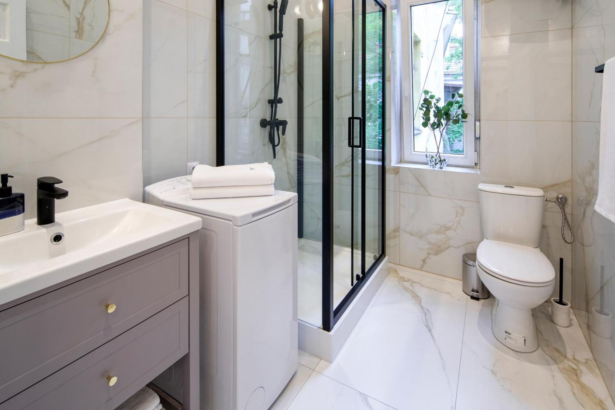 Wawelove Pilsudskiego - 3 Bedroom Apt. With Balcony And Free Parking! Krakow Luaran gambar