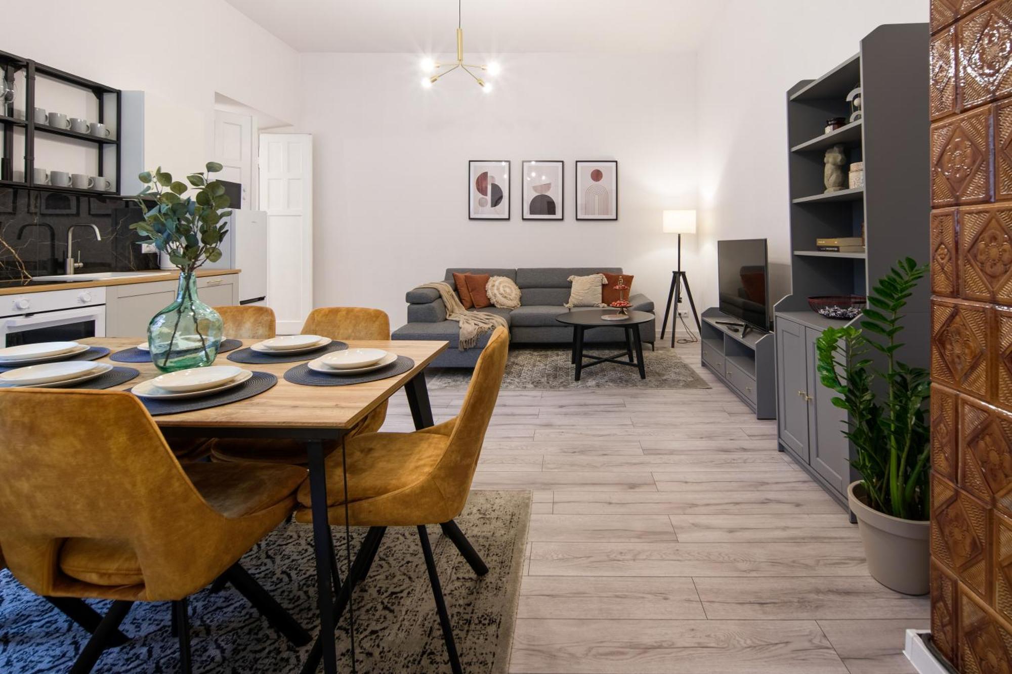 Wawelove Pilsudskiego - 3 Bedroom Apt. With Balcony And Free Parking! Krakow Luaran gambar